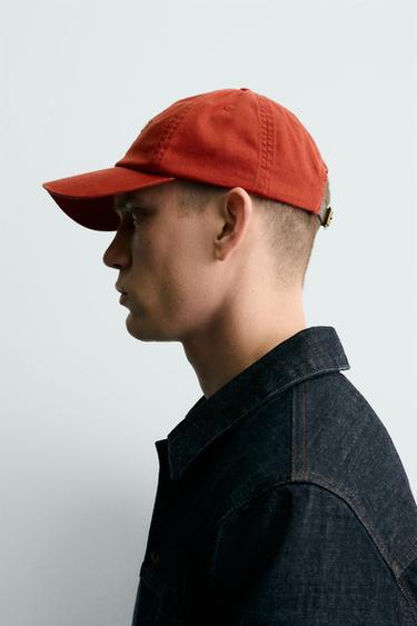 CASQUETTE À INSCRIPTION BRODÉE - Rouge de Zara - Image 1