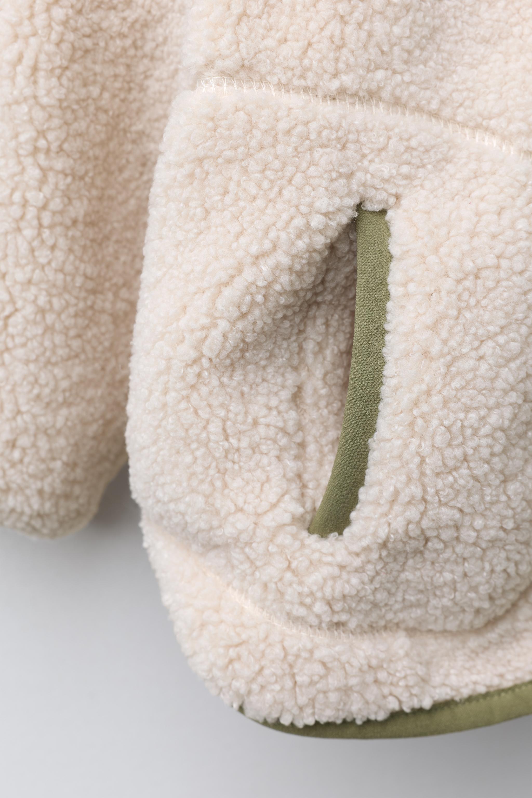 FLEECE JACKET