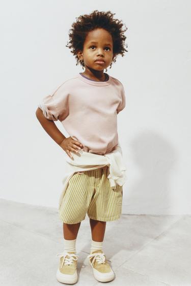 БЕРМУДЫ В ПОЛОСКУ ИЗ ХЛОПКА И ЛЬНА — Цвет небеленого полотна/Зеленый от Zara