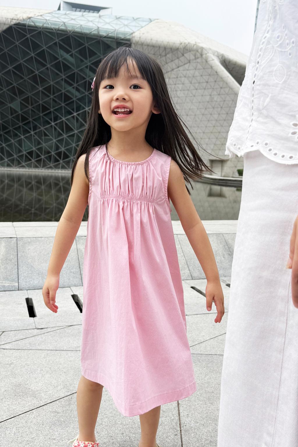 ELASTICIZED FULL-CUT DRESS