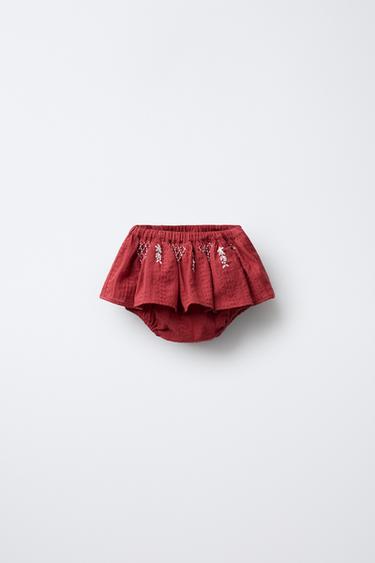 Zara EMBROIDERED RUFFLED BOTTOMS - Red