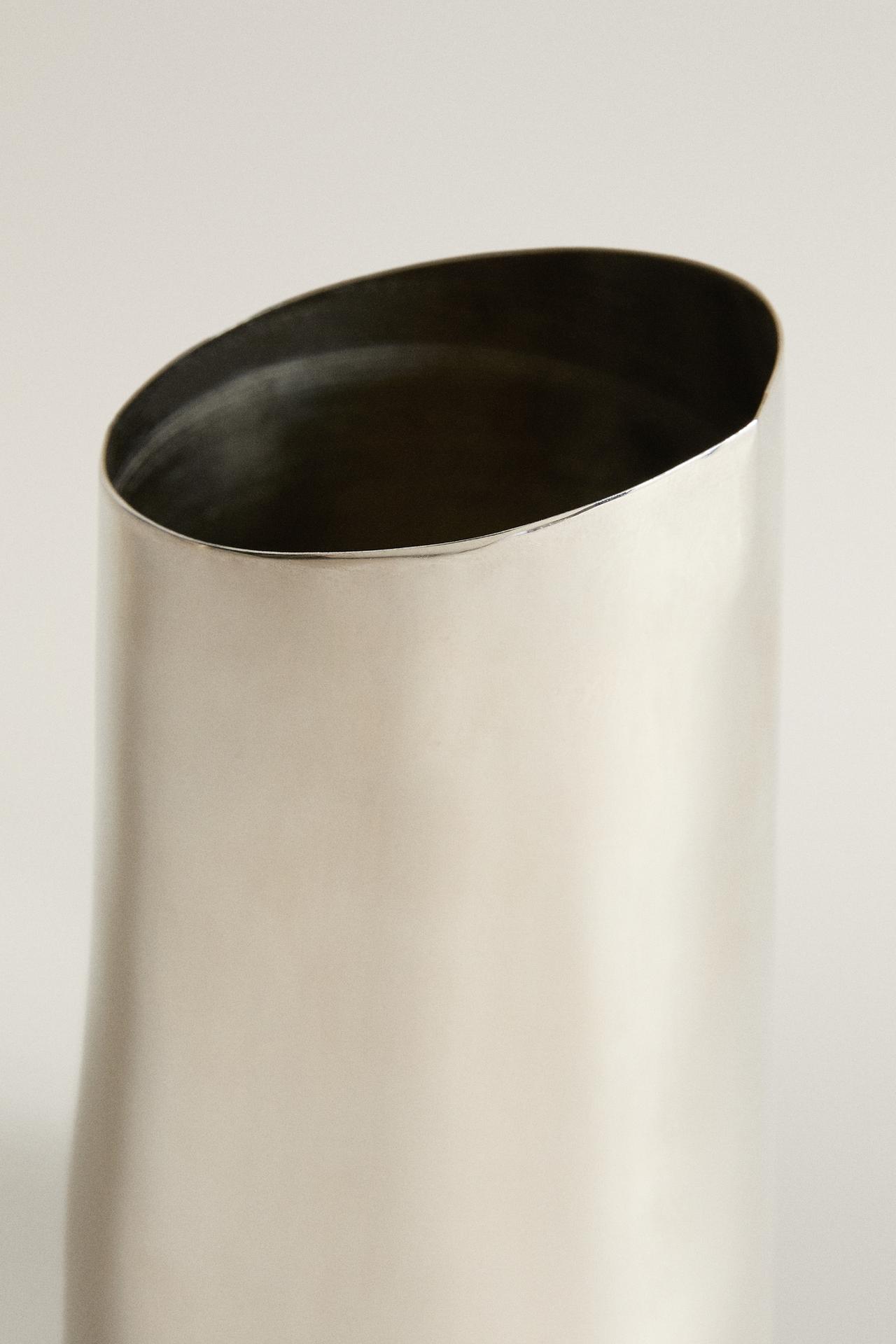 STEEL VASE — Silver