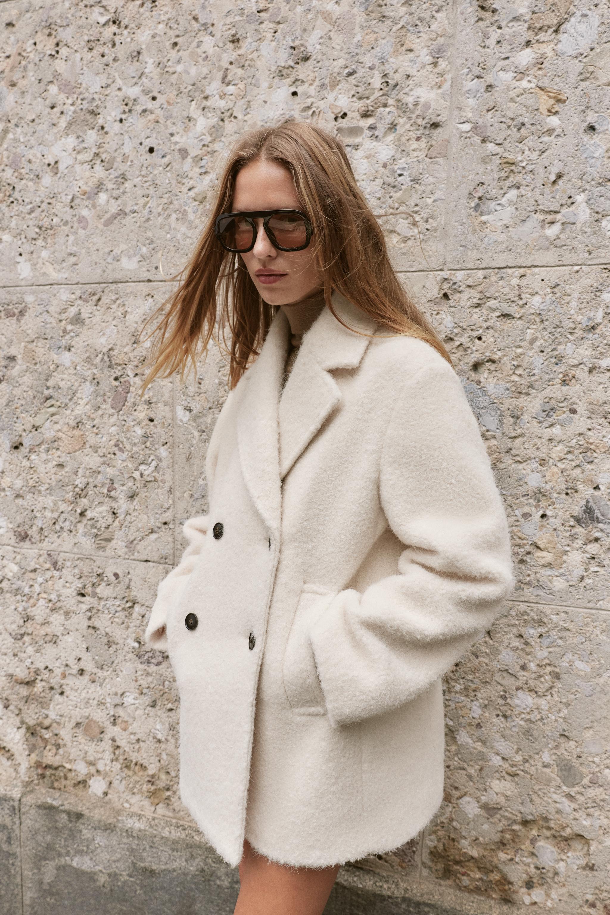 BOUCLÉ DOUBLE-BREASTED MID-LENGTH COAT