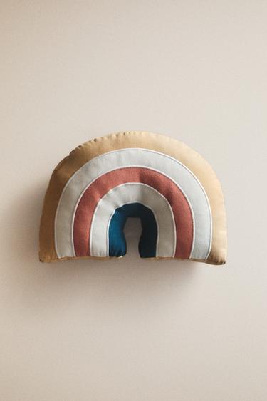KIDS' RAINBOW CUSHION - Multicoloured by Zara