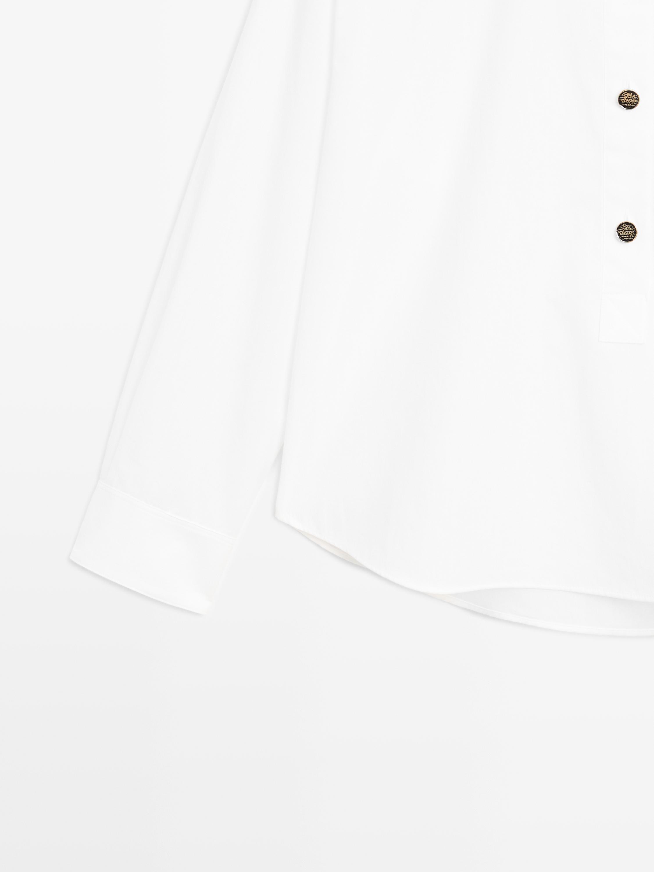 Stand collar shirt with gold buttons