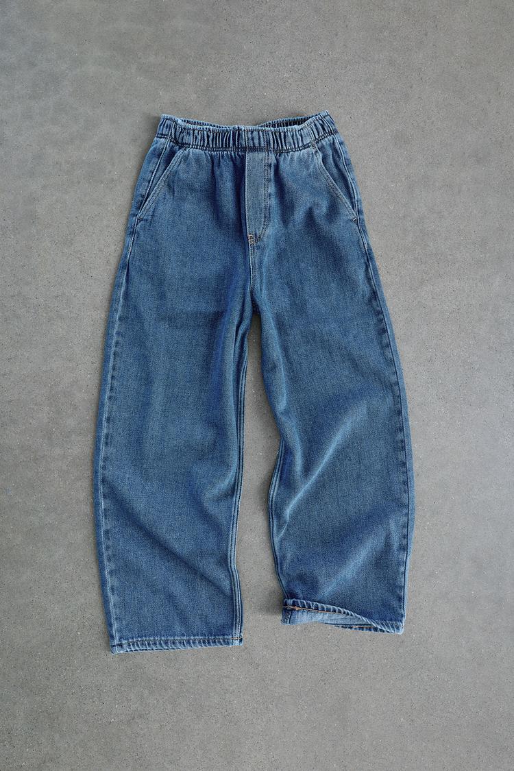 WASHED LOOSE JEANS — Mid-blue