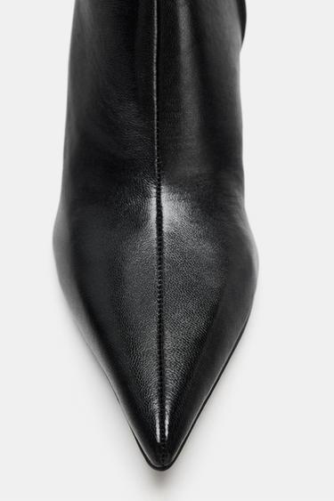 BOTTINES À TALONS EN CUIR - Noir de Zara - Image 4
