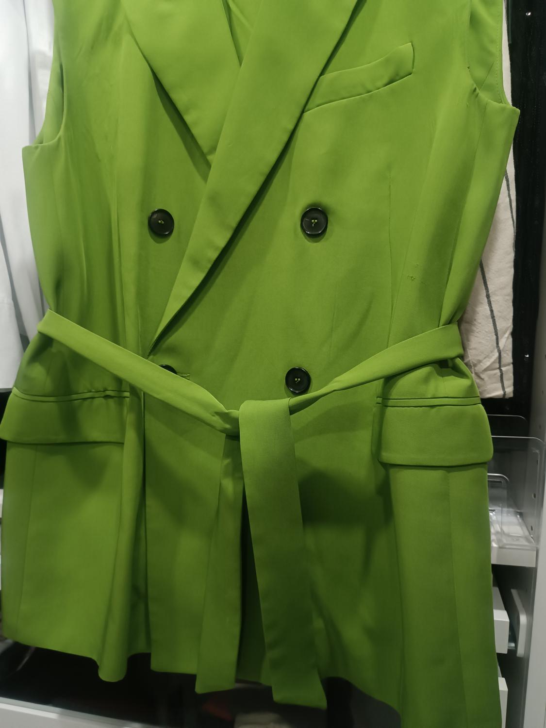 WAISTCOAT WITH BELT - Image 2