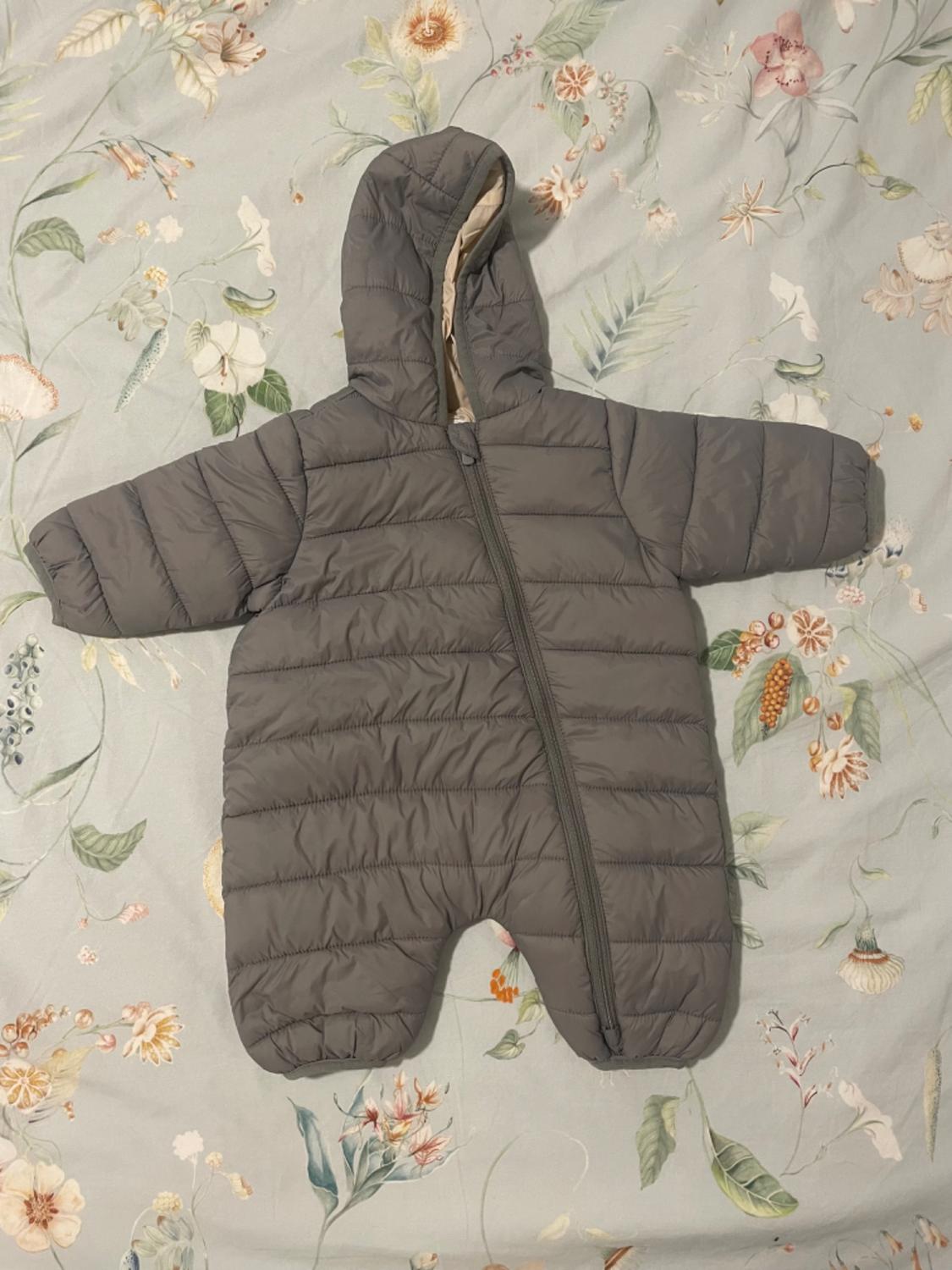 PADDED LIGHTWEIGHT ONE-PIECE SUIT