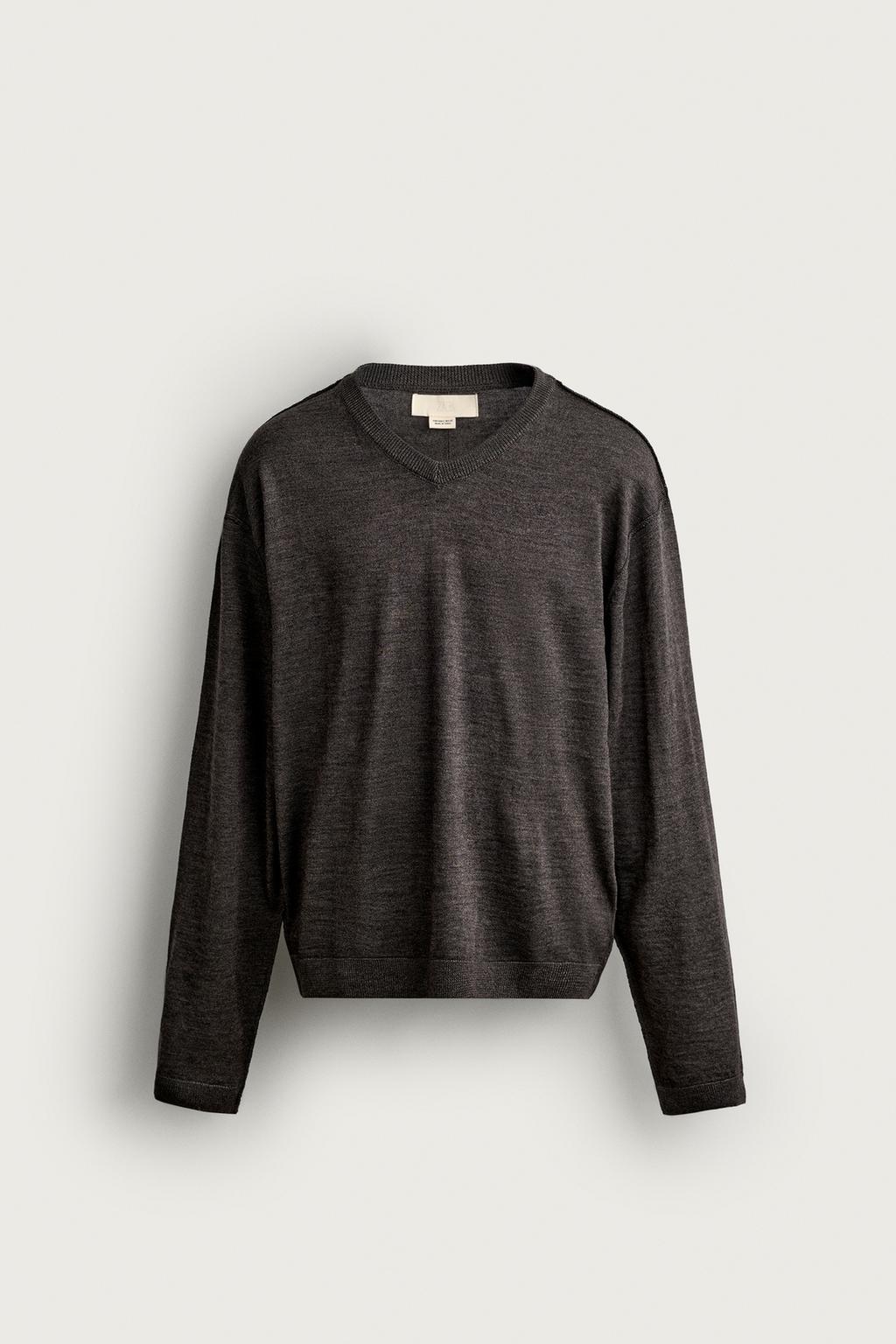 RELAXED FIT SEAM DETAIL JUMPER