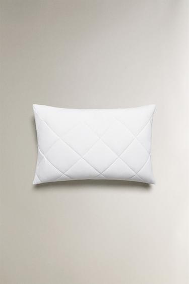 COOLING EFFECT PILLOW PROTECTOR - White by Zara - Image 0