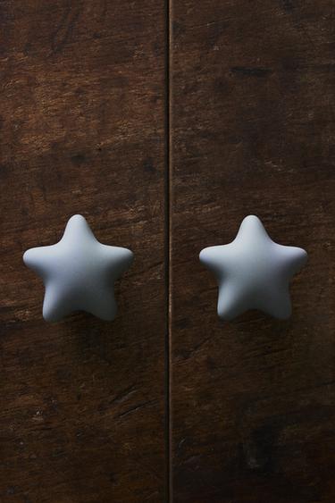 PAKKE MED DØRGREB TIL BØRN MED STJERNER (PAKKE MED 2) - koksgrå fra Zara