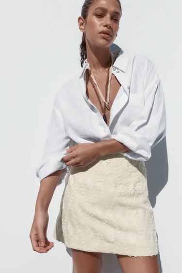 MINI SKIRT WITH FRAYED EMBROIDERY - Ecru by Zara