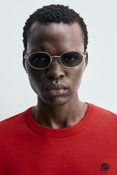 CONTRAST EMBROIDERED T-SHIRT - Red by Zara - Image 4