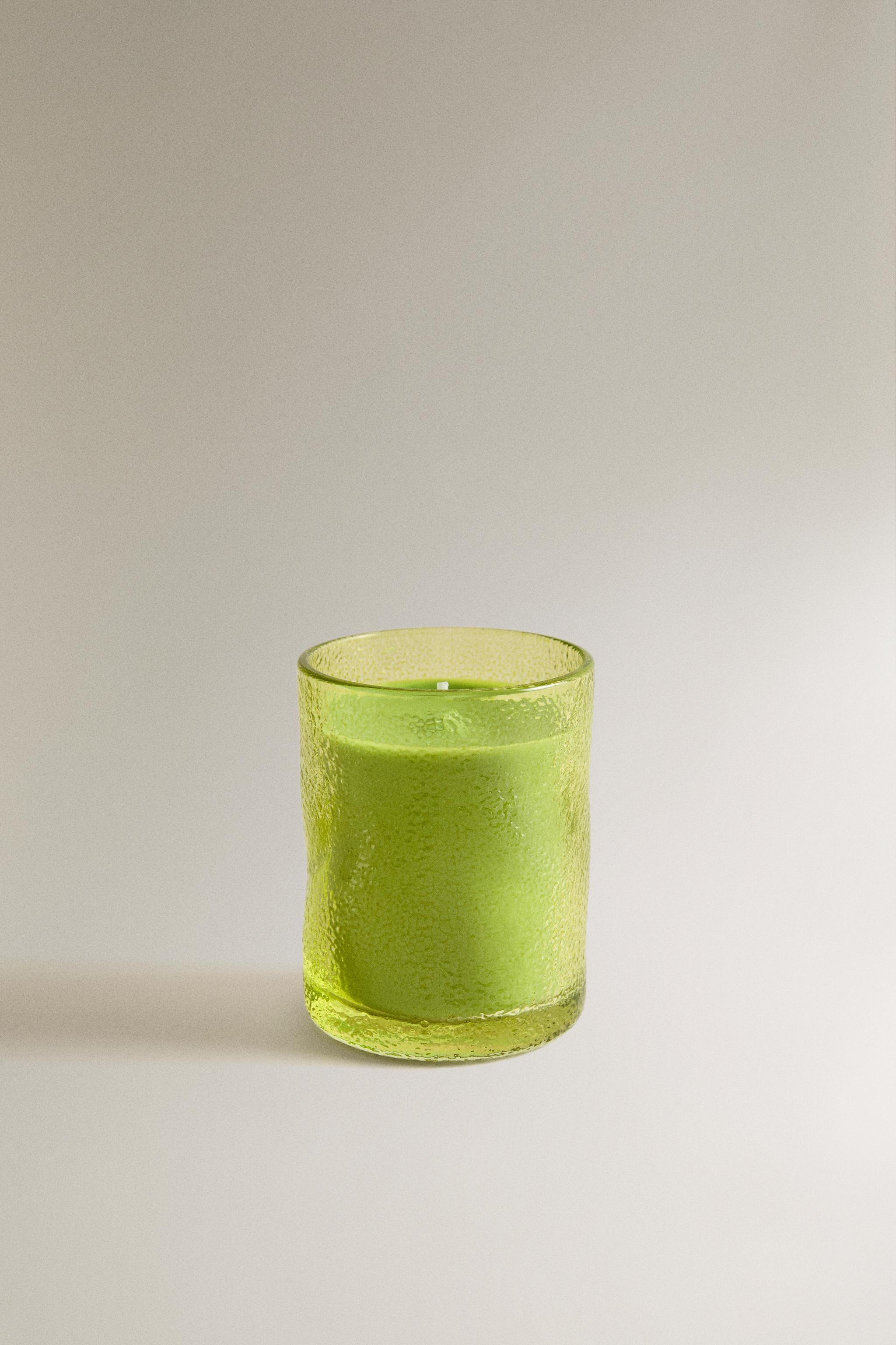 (155 G) LIME & PEPPERMINT SCENTED CANDLE — Fluorescent lime