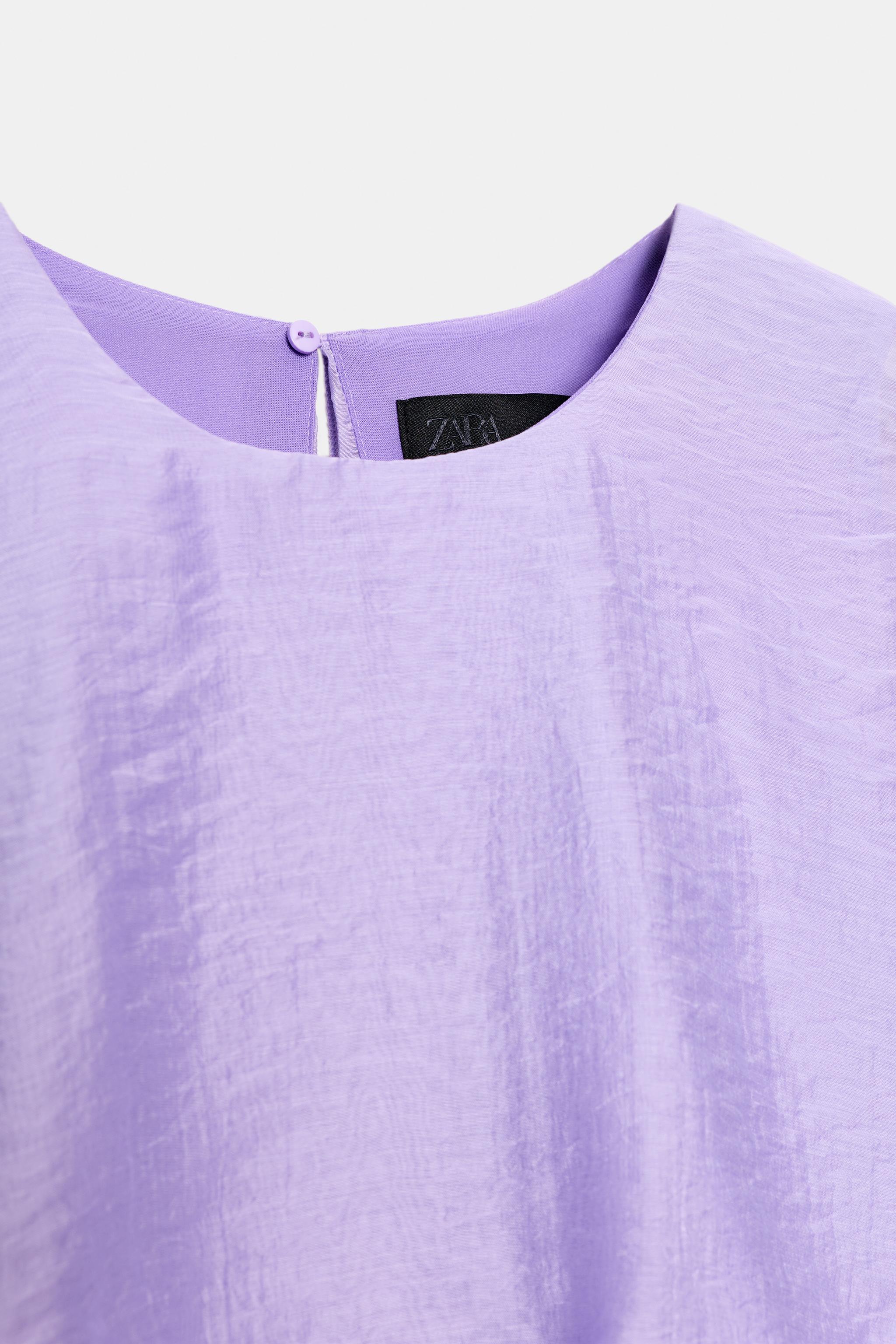 ROBE COURTE À VOLANTS