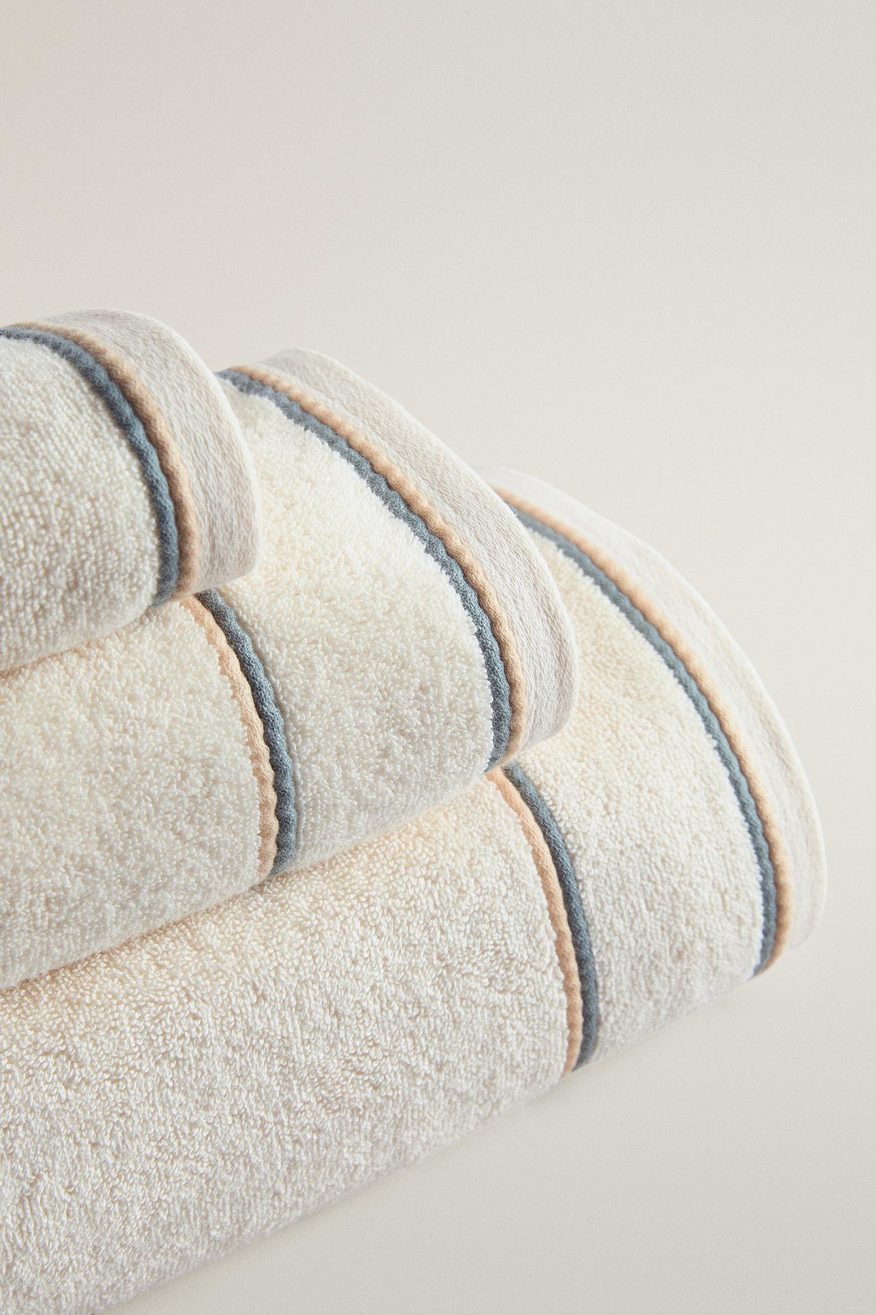 COLOURDUL DOUBLE TRIM BATH TOWEL — Ivory