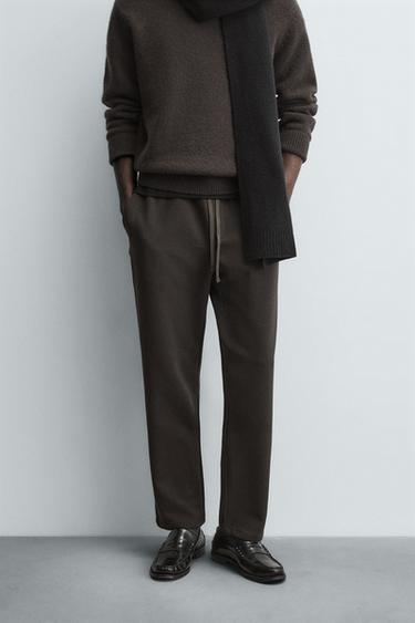 COMFORT JOGGER WAIST TROUSERS - Dark brown by Zara