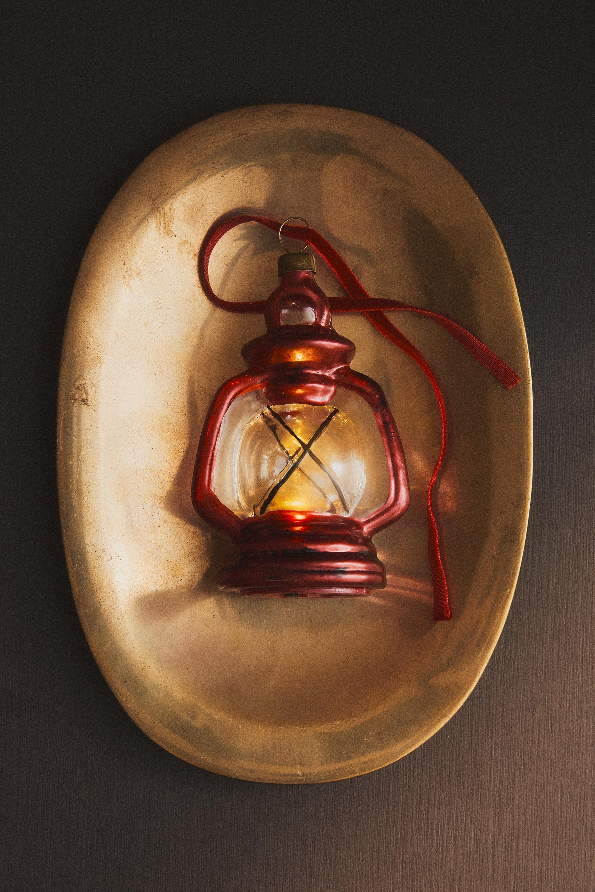 RED LANTERN WITH LIGHT CHRISTMAS TREE ORNAMENT