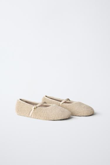 BALLERINA MET HAAR EFFECT - Beige van Zara