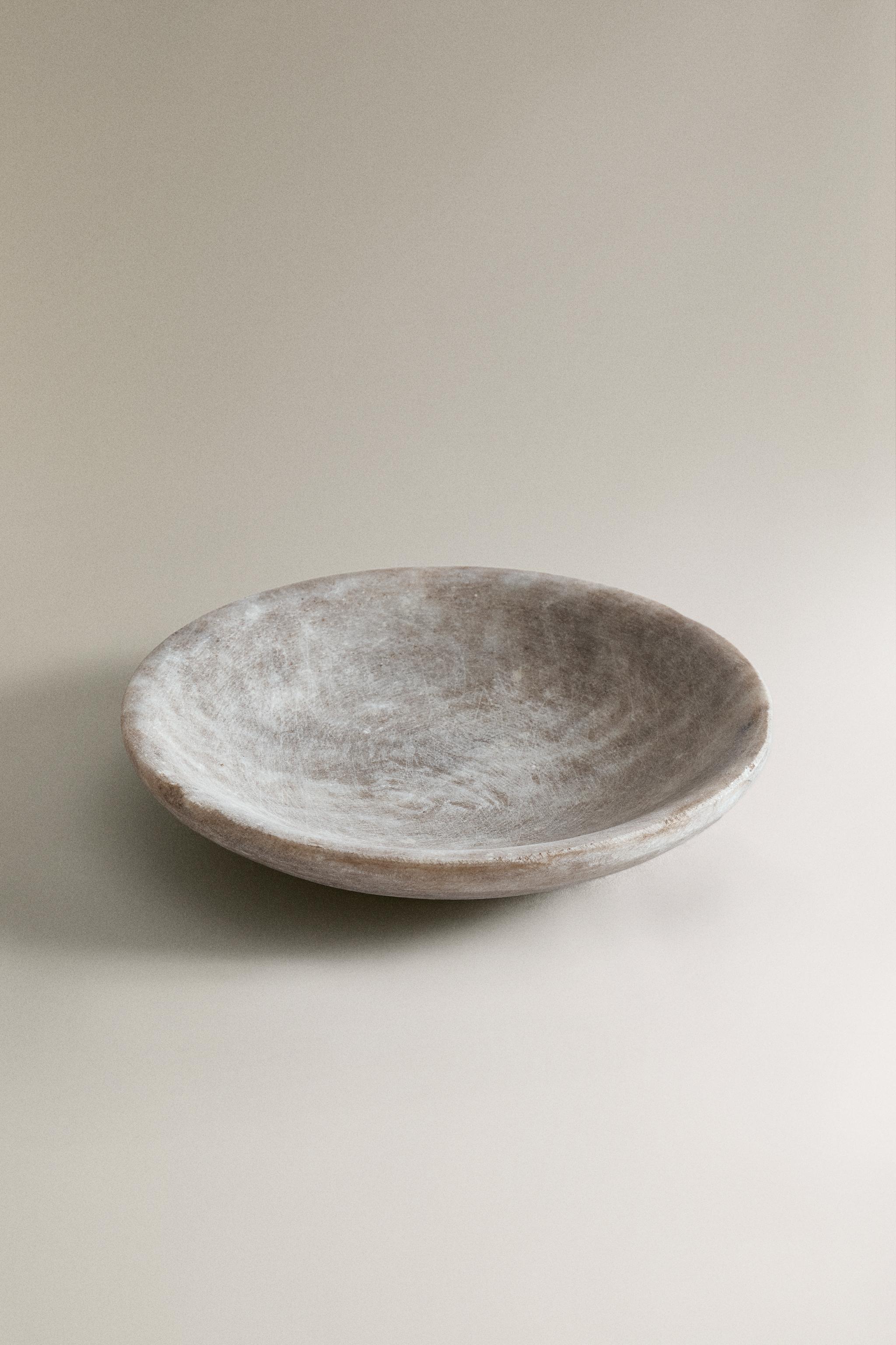 オーナメントモチーフ マーブル トレイ - ベージュ | ZARA Japan