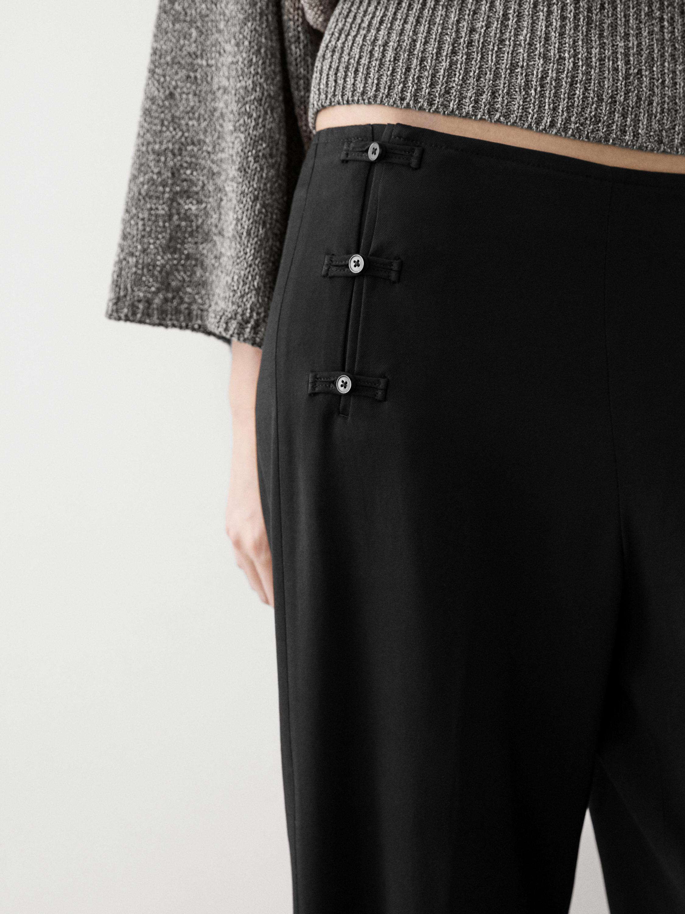 Capris with button details