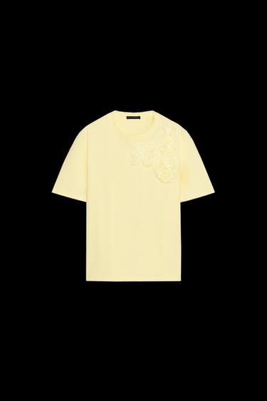 SHIRT MIT BLUME - Gelb von Zara