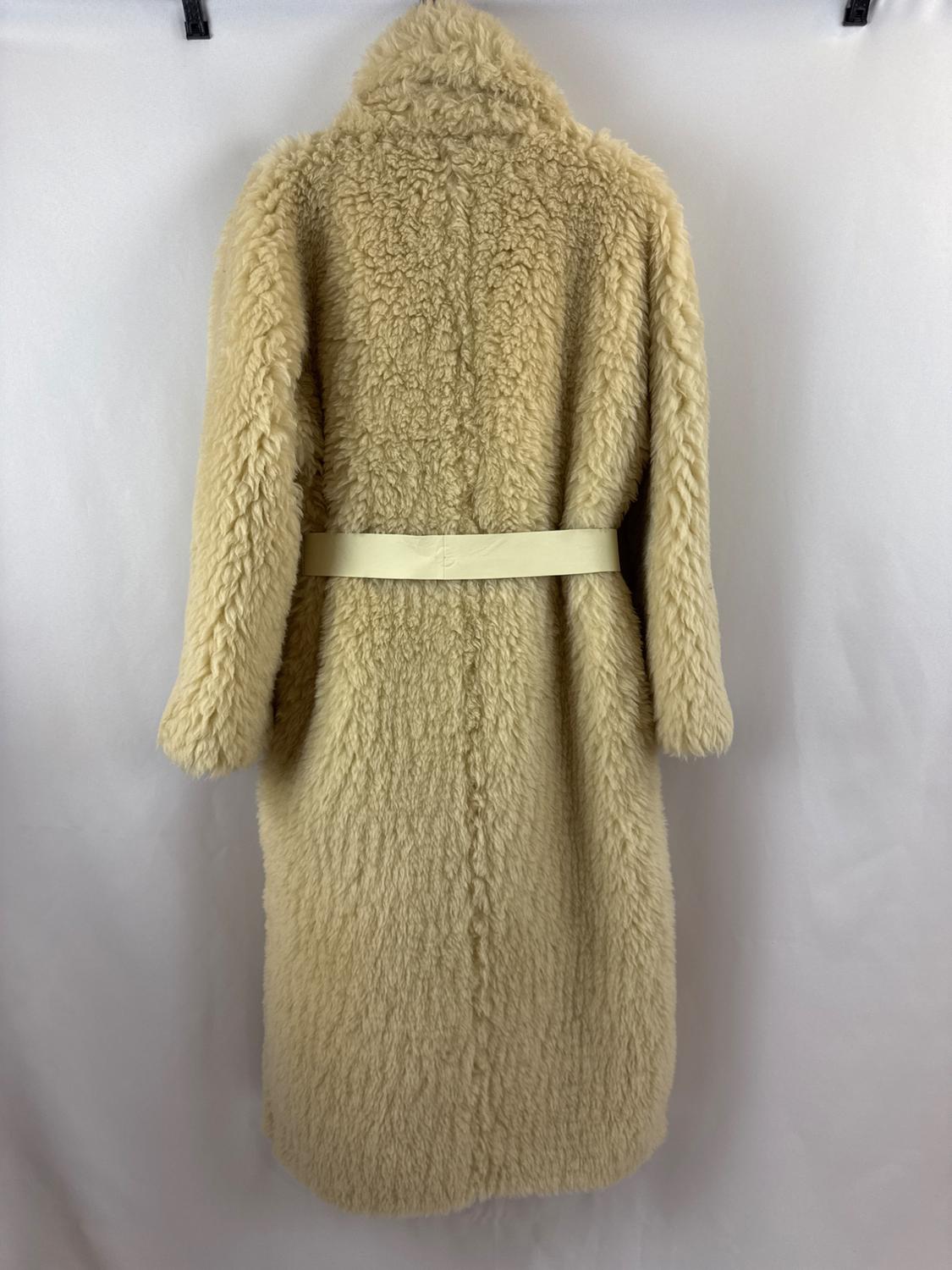 FAUX FUR COAT LIMITED EDITION - Image 3