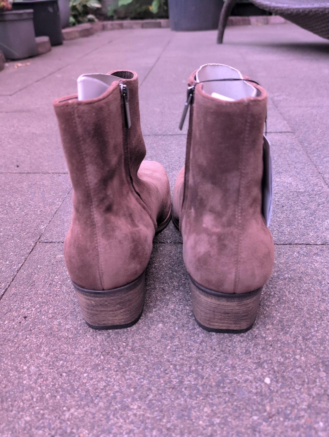 LEATHER HEELED BOOTS - Image 3