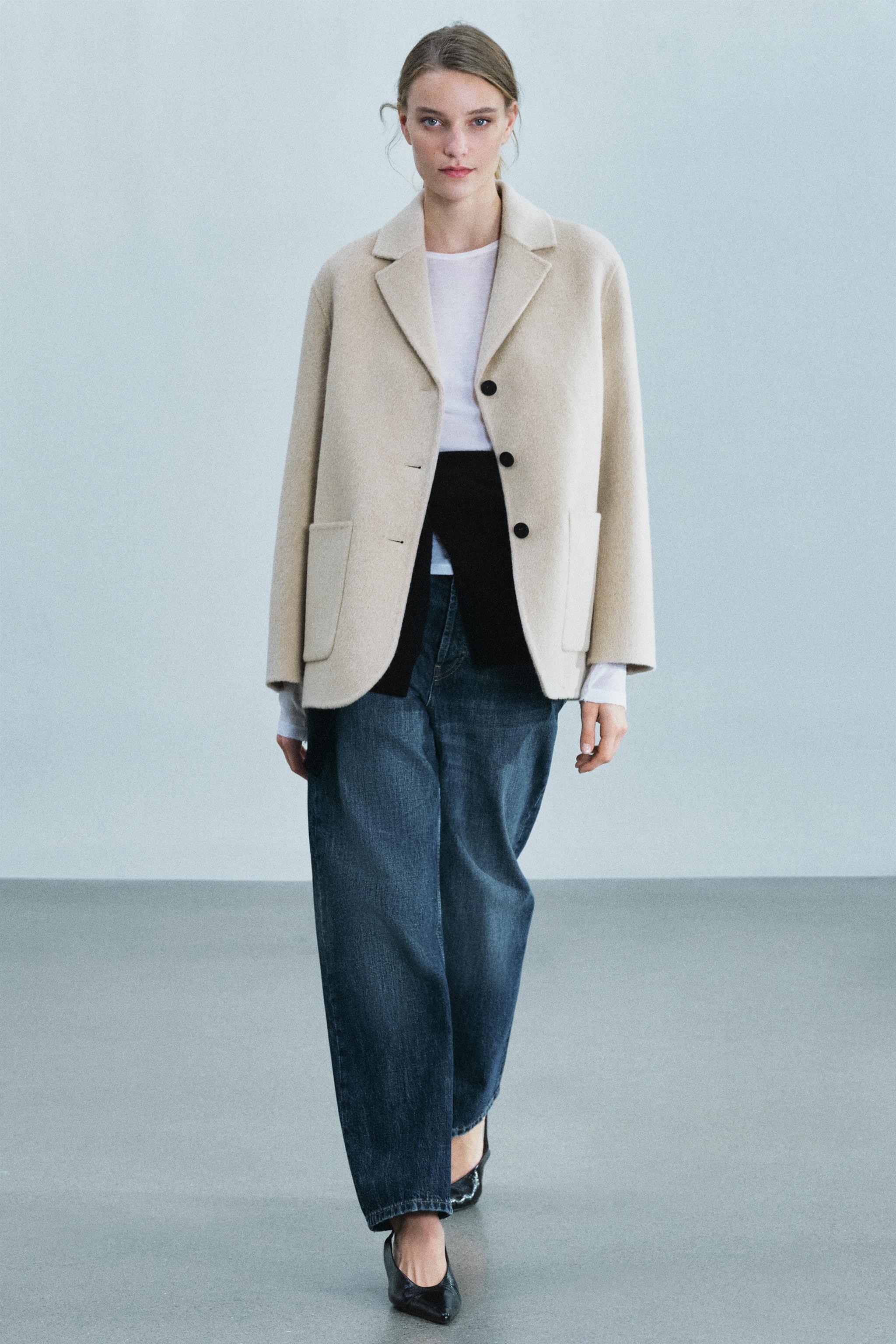 ZW COLLECTION ウール混ショートコート - ベージュ | ZARA Japan / 日本
