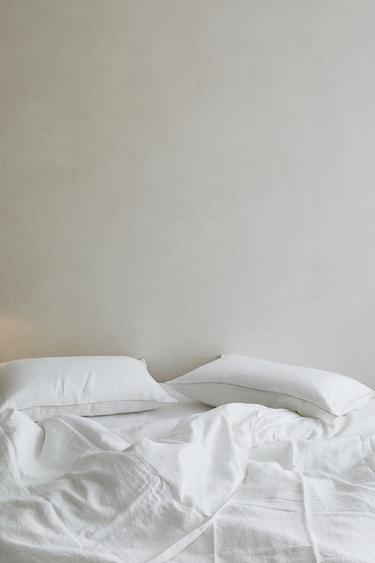 TEXTURED JACQUARD BEDSPREAD - Oyster-white by Zara