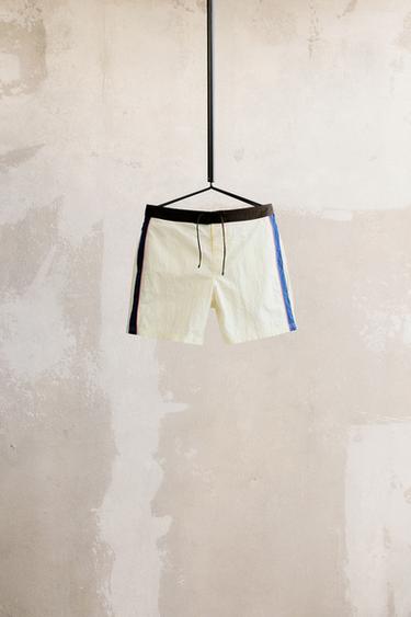LONG CONTRAST SWIMMING TRUNKS - Ecru by Zara