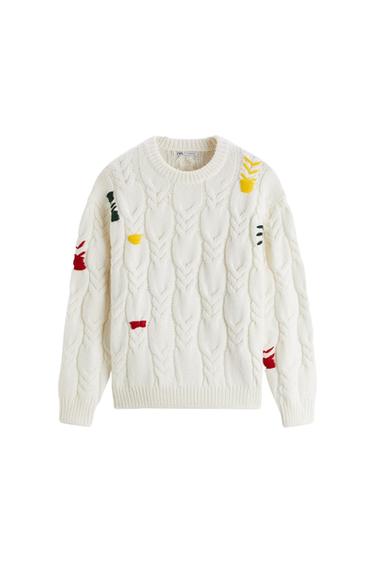 CONTRAST CABLE-KNIT SWEATER