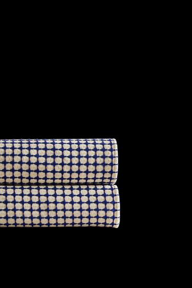REVERSIBLE WAFFLE-KNIT COTTON BEDSPREAD X COLLAGERIE - Sand / Blue by Zara - Image 0
