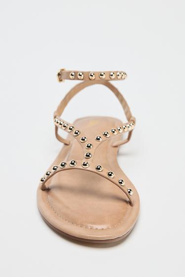 SANDALES À BRIDES ET VERROTERIES MÉTALLIQUES - Beige de Zara - Image 3