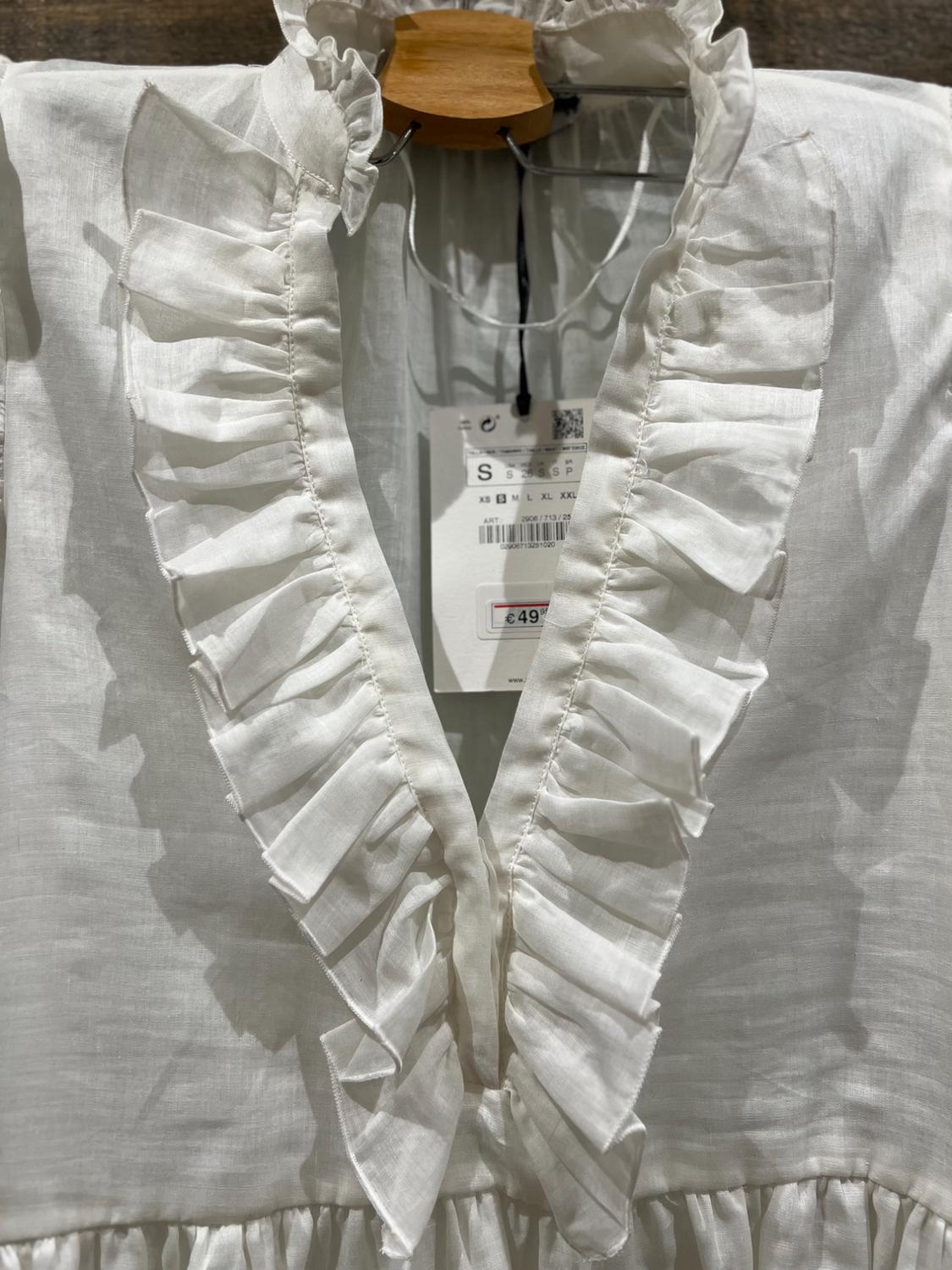 RUFFLED BLOUSE - LIMITED EDITION - Image 2