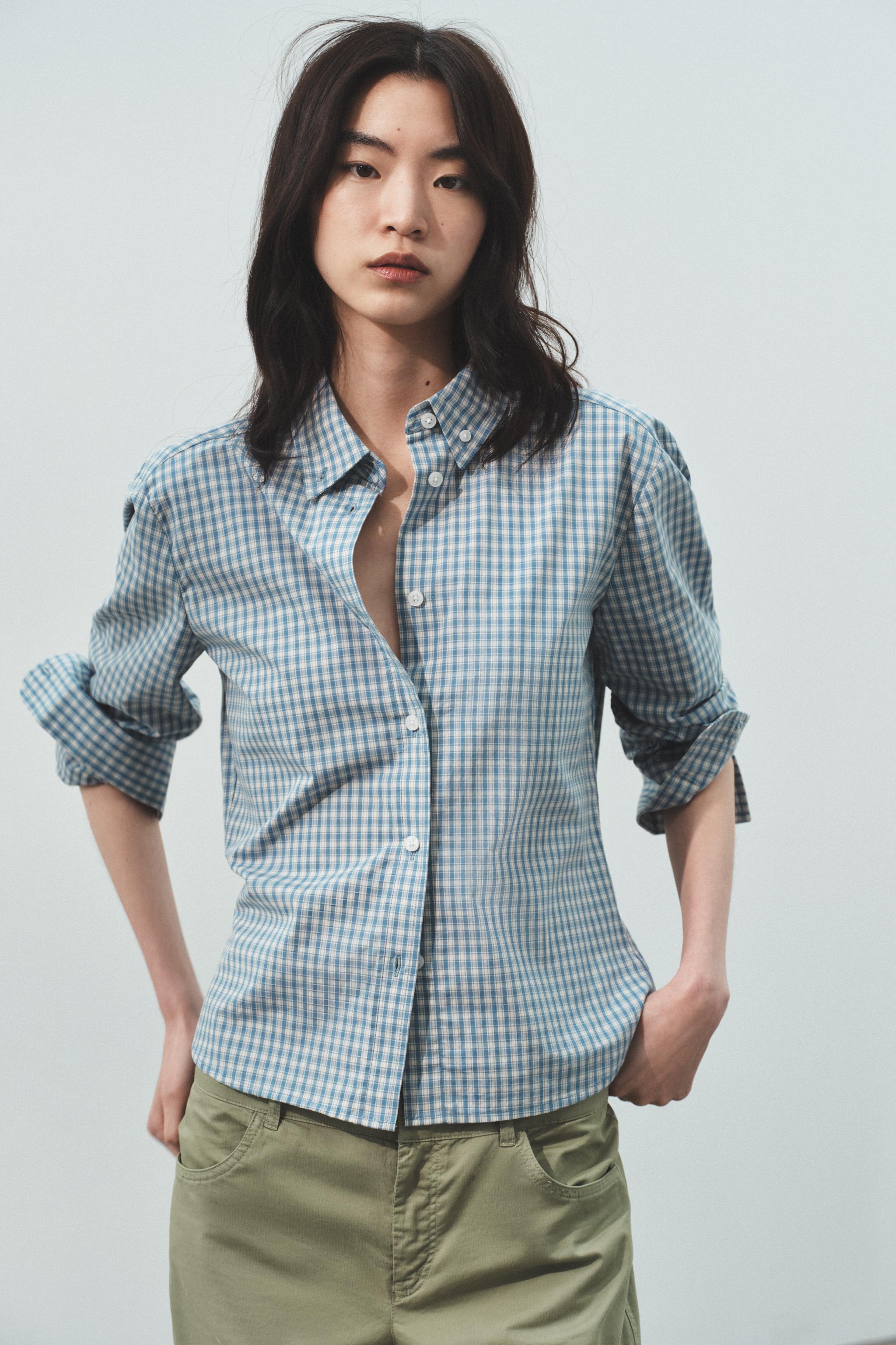 FITTED PLAID SHIRT