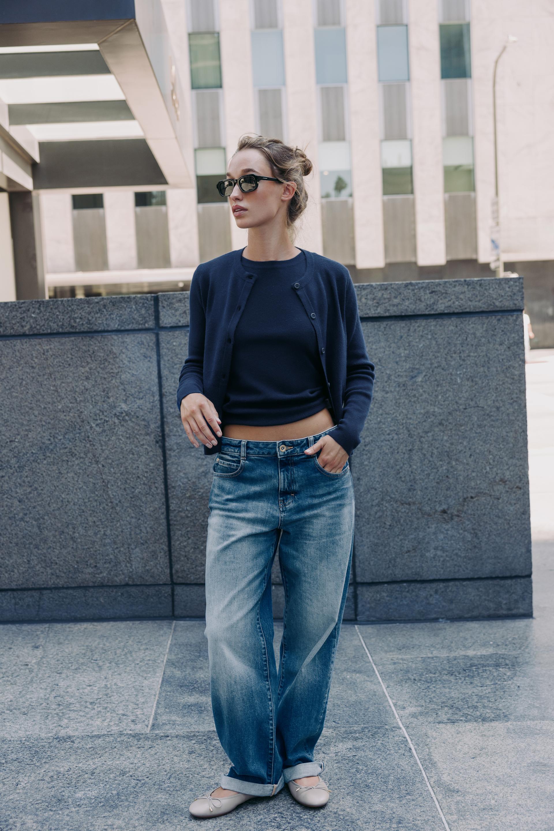 BASICKNITCARDIGANWITHBUTTONS