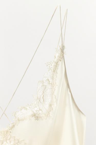 TOP SATINÉ EN DENTELLE À BRIDES CROISÉES - Écru de Zara - Image 9