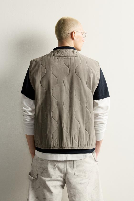 GILET DÉLAVÉ SURPIQÛRES - Kaki de Zara - Image 2