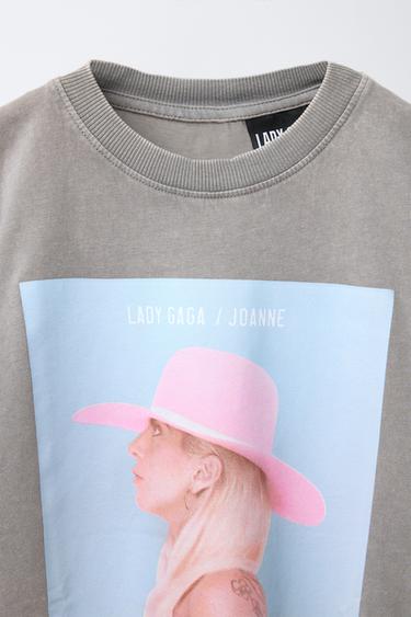 T-SHIRT EFFET DÉLAVÉ LADY GAGA © - Gris clair de Zara - Image 2