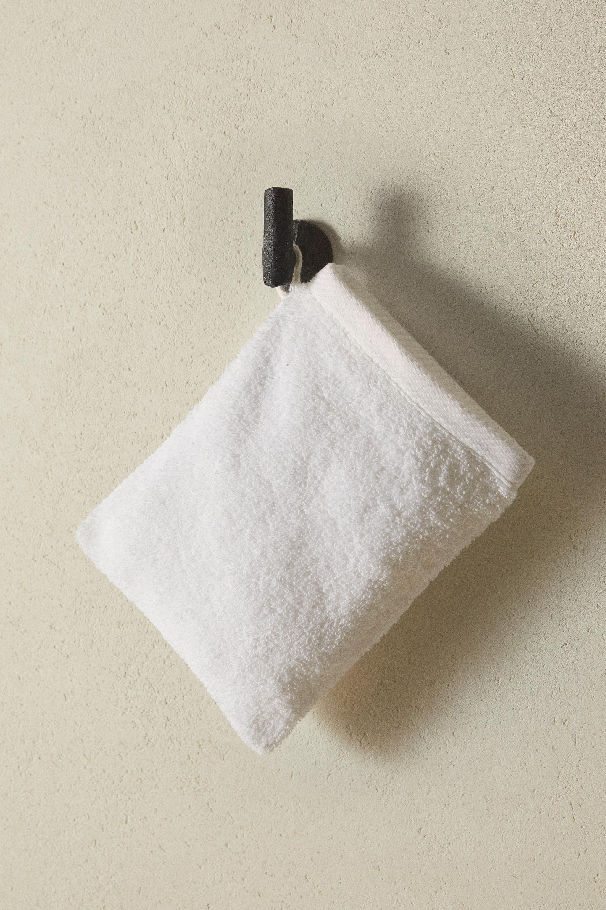 COTTON TERRY BATH MITT — White