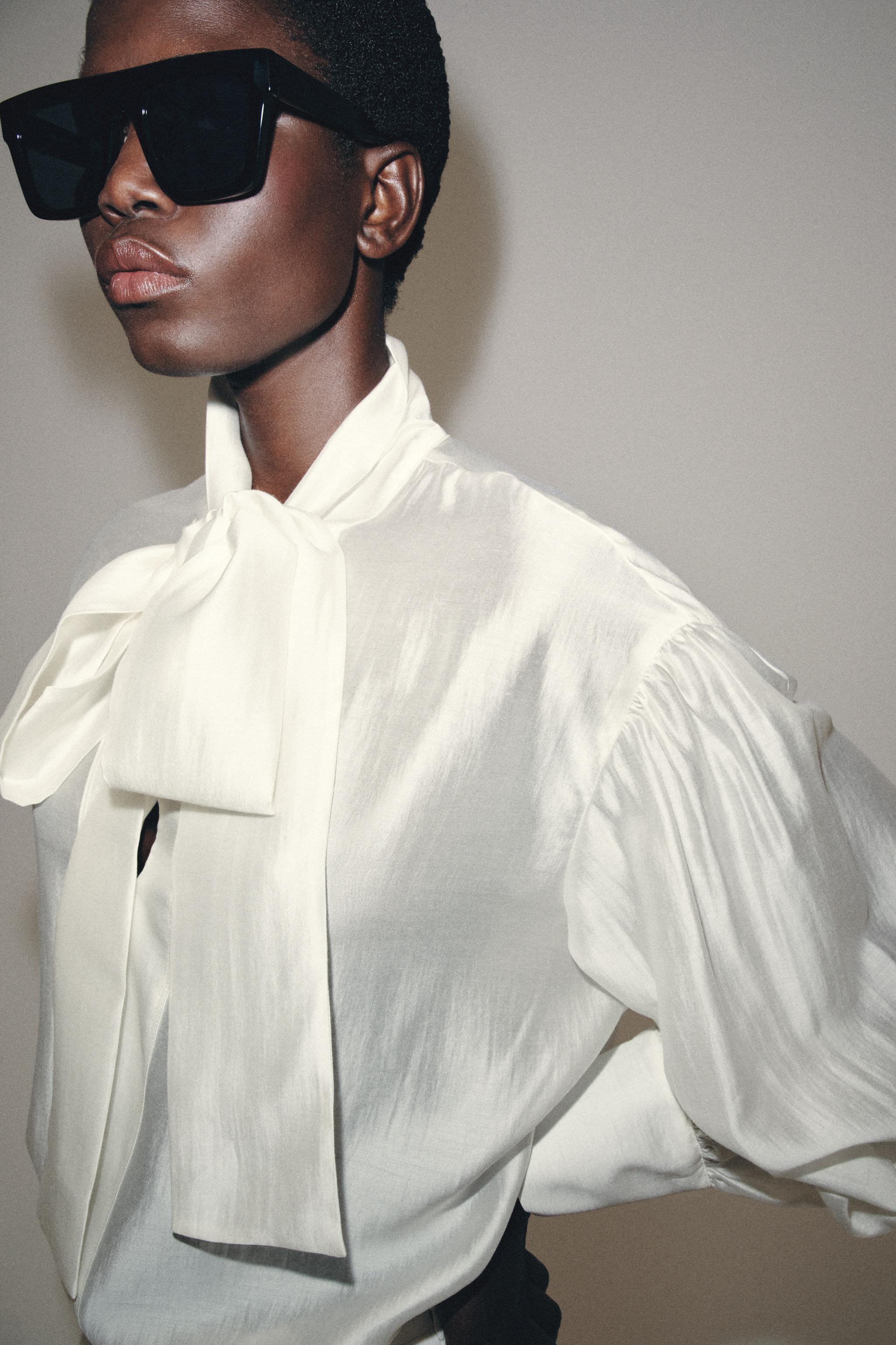 ZW COLLECTION SATIN EFFECT TIE SHIRT — Oyster-white