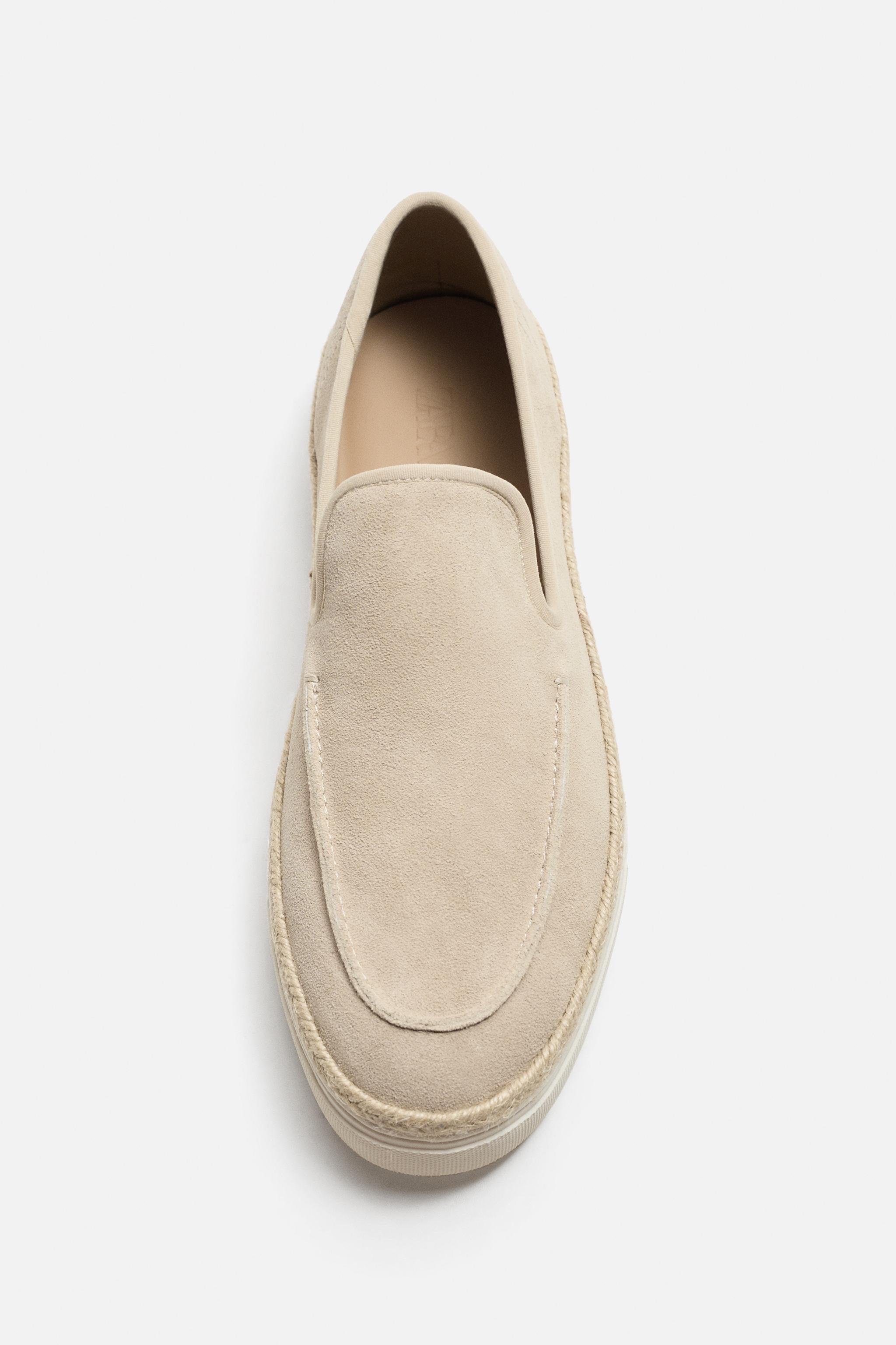 CASUAL LEATHER LOAFERS