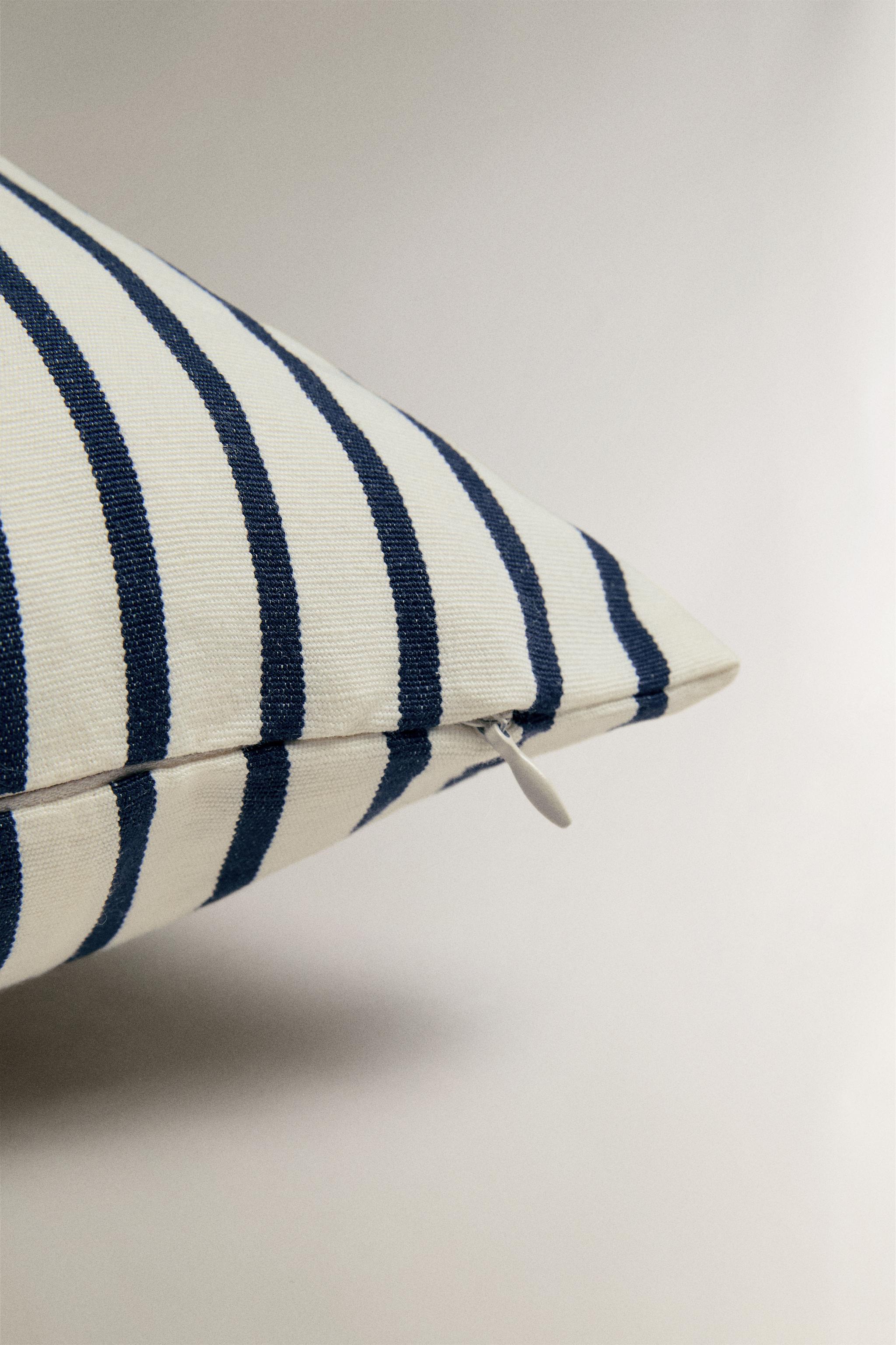 STRIPED THROW PILLOW COVER
