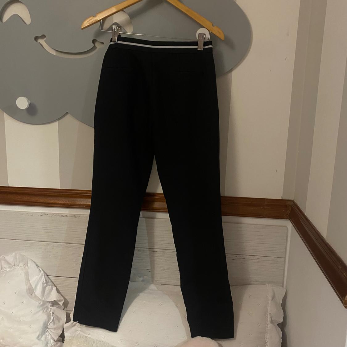 PANTALÓN RECTO NEGRO M CON CINTURILLA RAYA - Image 2
