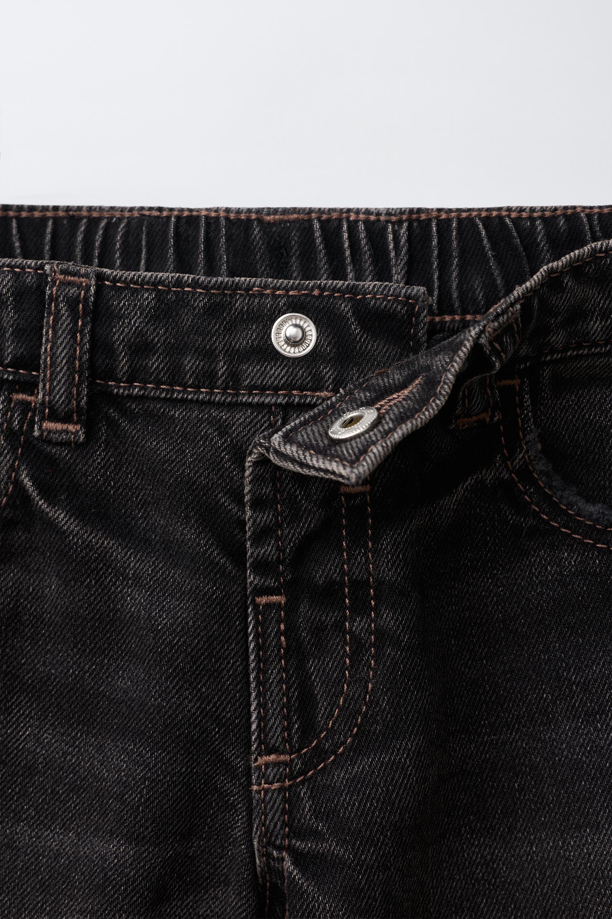 TOPSTITCHED STRAIGHT JEANS