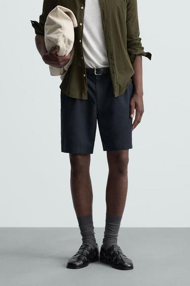 Zara PLEATED REGULAR FIT BERMUDA SHORTS - Navy blue