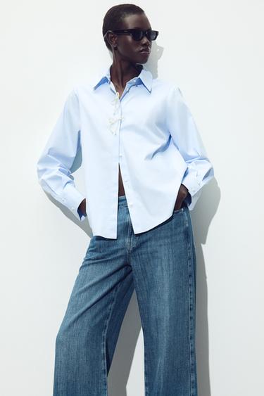 Chemise Blanche Chemise Bleu Ciel Femme Zara Bleu Clair Une