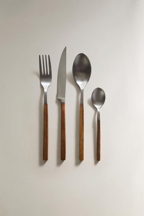 CUTLERY SET WITH WOODEN HANDLE (SET OF 4) - Brown by Zara - Image 0